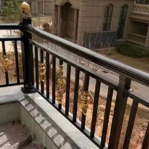 鋁藝護欄